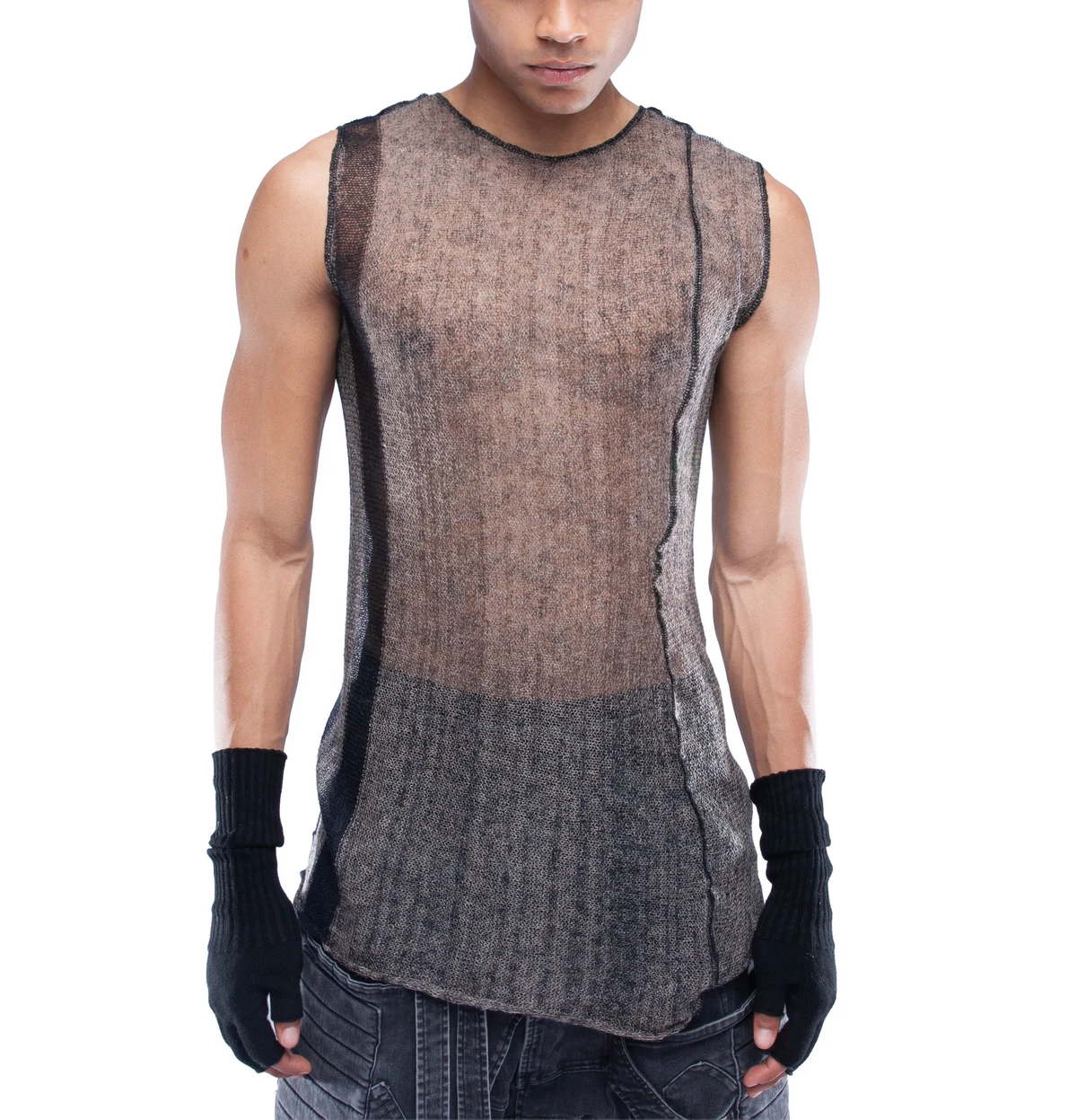 Топ No Sleeve Reframe