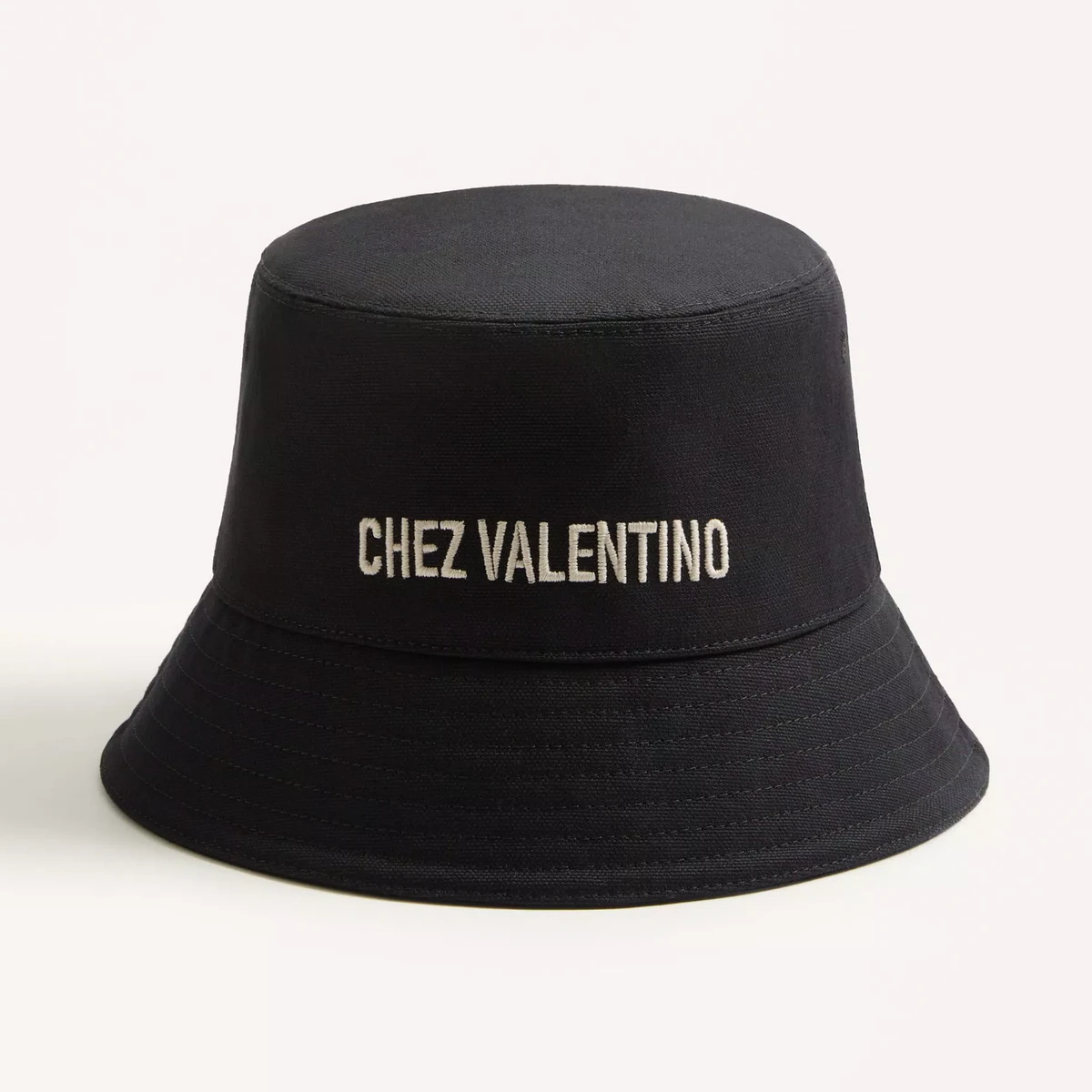 Шляпа-ведро (кэски) Chez Valentino из хлопка с вышивкой