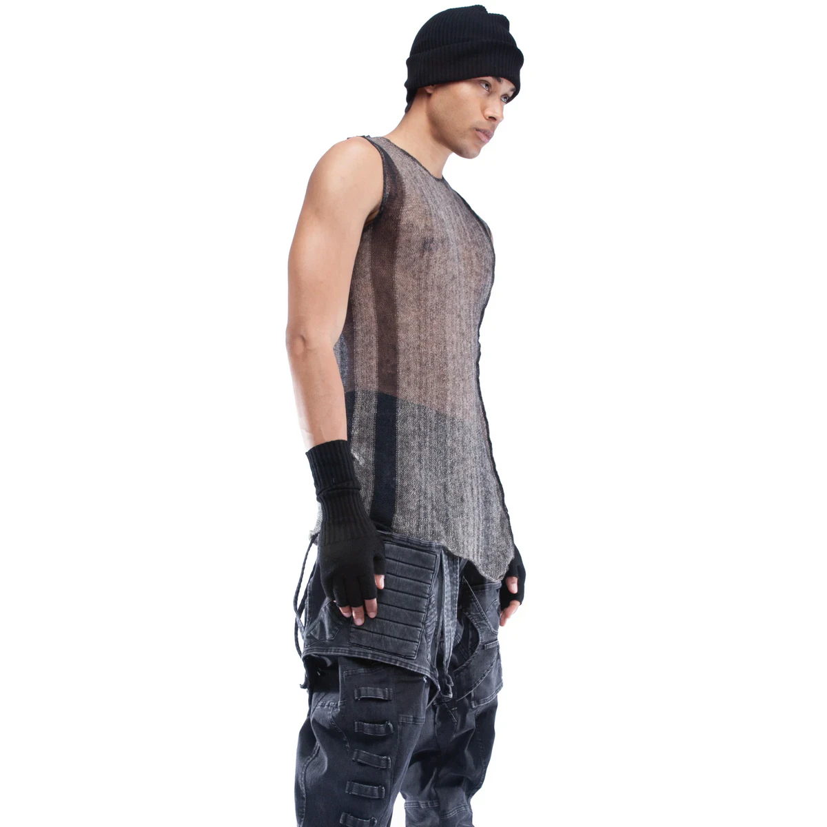 Топ No Sleeve Reframe